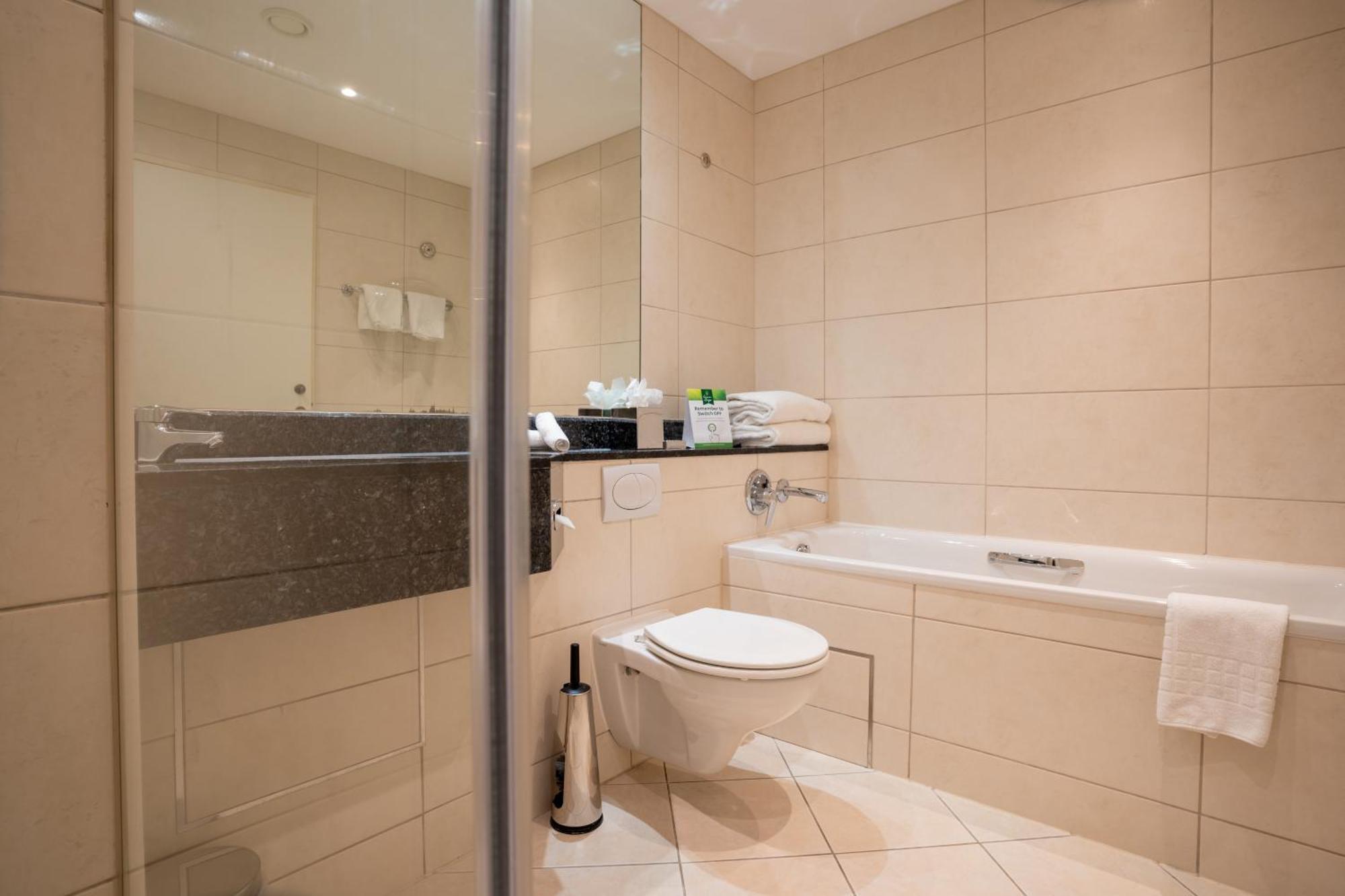 Club Twin Room,1658068952:JPEG